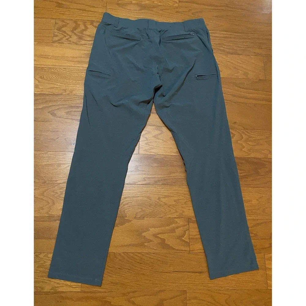 Kuhl Pants Mens 34x32 Grey Navigatr Performance Stretch Chino Hiking Climbing